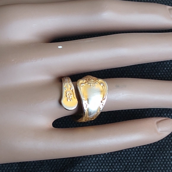 Vintage WMA Rogers Oneida LTD Sterling Spoon Ring. - Picture 4 of 8